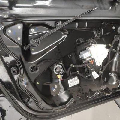 新能源汽車門板粘接的用到哪些膠水？